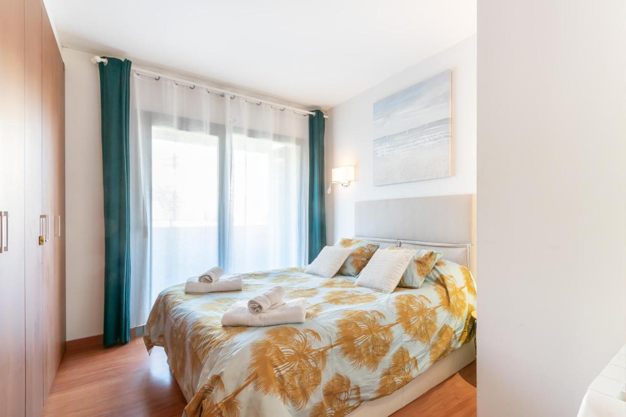 Sant Sebastia Moderno Apartamento A 100 Metros De La Playa Sitges Luaran gambar